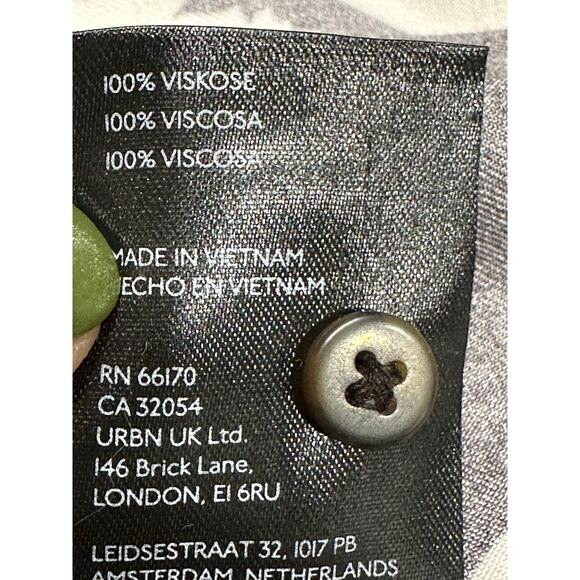 Anthropologie Maeve Alida Contrast Buttondown Top Mixed Floral Large NWOT - Picture 5 of 9